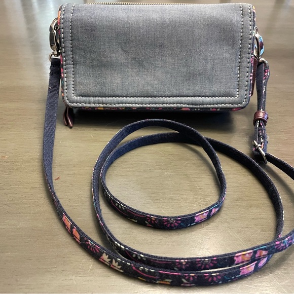 Vera Bradley Handbags - Vera Bradley VBU RFID Compact Crossbody Handbag Purse in Blue Chambray